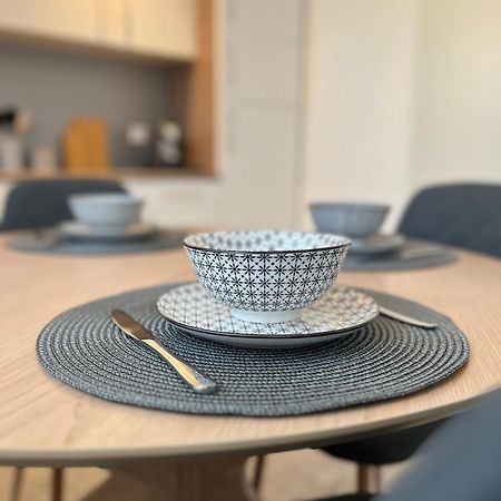 Ruhige Lage, Gute Anbindung, Frisch Renoviert Apartman Fellbach Kültér fotó