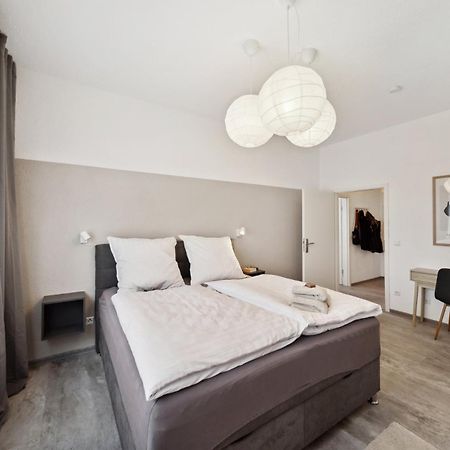 Ruhige Lage, Gute Anbindung, Frisch Renoviert Apartman Fellbach Kültér fotó