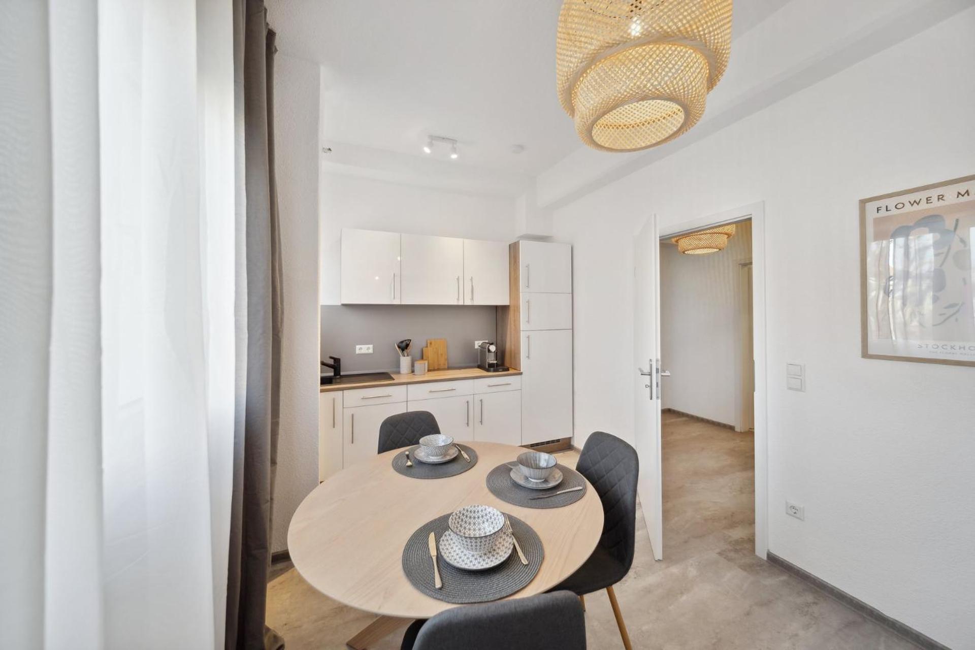 Ruhige Lage, Gute Anbindung, Frisch Renoviert Apartman Fellbach Kültér fotó
